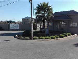 8000 m² Land available in Wilgeboom AH