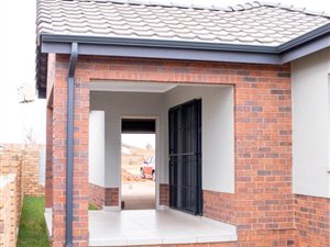 2 Bed House in Lanseria and surrounds