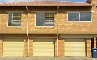 2 Bedroom Townhouse in Elarduspark