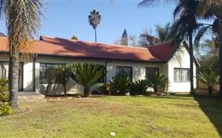 4 Bedroom House in Welgelegen