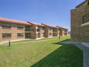 2 Bed Townhouse in Witfield