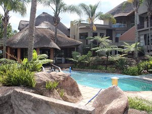 9 Bedroom House in White River