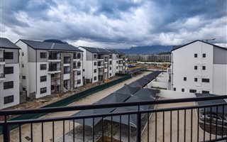 1 Bedroom House in Paardevlei