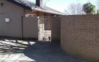 4 Bedroom House in Panorama
