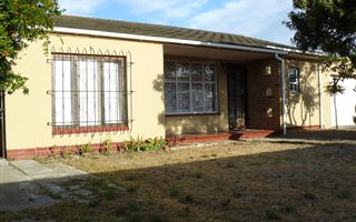 3 Bedroom House in Belhar