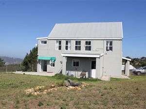1.5 ha Farm in Great Brak River