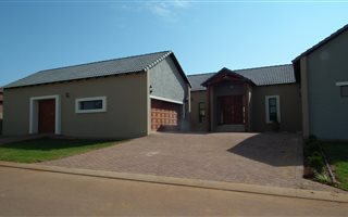 4 Bedroom House in Midstream Hill