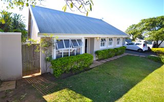 3 Bedroom House in Caledon Estates