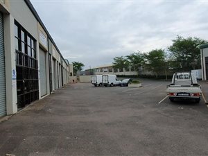120 m² Commercial space in Waterfall