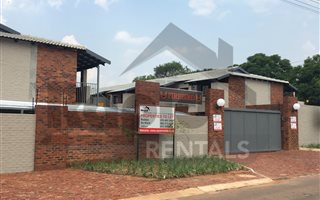 2 Bedroom Simplex in Pretoria North