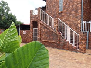 3 Bed Townhouse in Willows