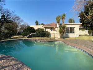 3 Bed House in Sunningdale