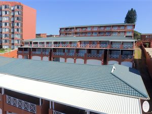3 Bed Apartment in Scottburgh Central