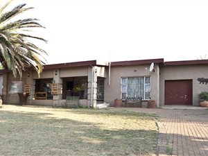 4 Bed House in Heidelberg Central