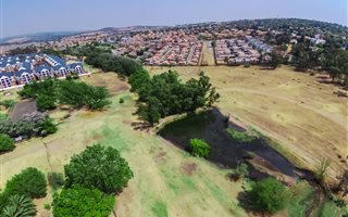 8.6 ha Farm in Kyalami Hills