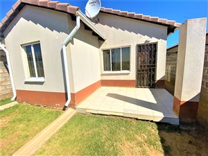 3 Bed House in Windmill Park
