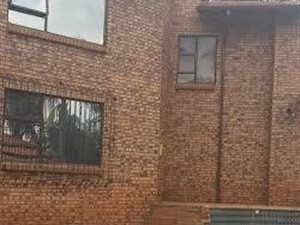 5 Bedroom House in Amandasig
