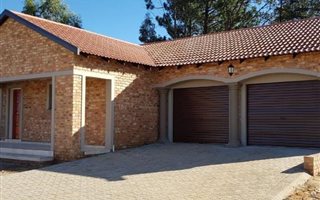 3 Bedroom Simplex in Kookrus