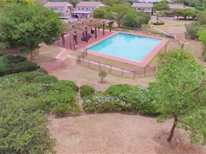2 Bed Penthouse in Jackal Creek Golf Estate