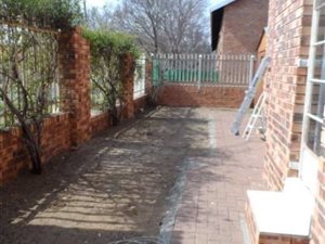 2 Bed Apartment in Trichardt