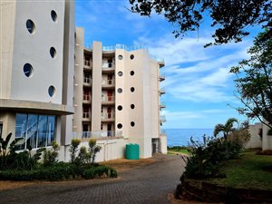 3 Bed Apartment in Scottburgh Central