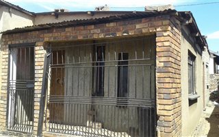 750 m² Land available in Kwaguqa