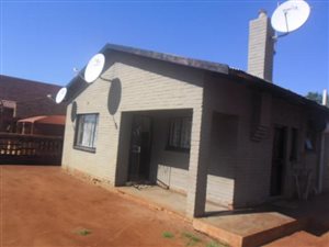 3 Bed House in Lebowakgomo