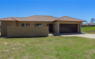 3 Bedroom House in The Hill Estate
