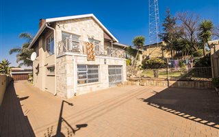 1 Bedroom Flat in Risana