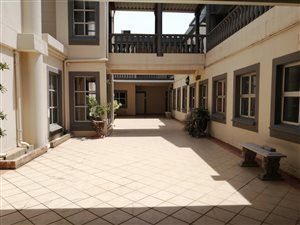 110 m² Commercial space in New Town Centre