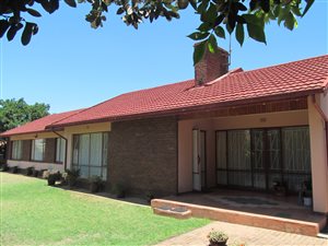 3 Bed House in East Geduld