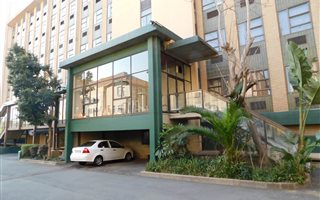 200 m² Office Space in Ferndale