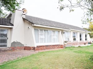 4 Bed House in Miramar