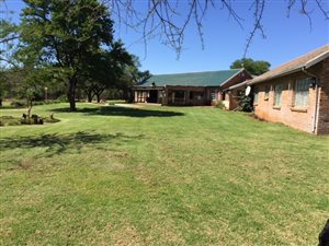 7 Bed House in Kameelfontein and surrounds