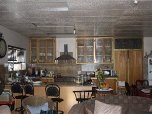 4 Bed House in Bosonia