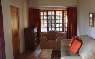1 Bedroom Garden Cottage in Victory Park