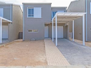 3 Bed House in Somerset Lakes