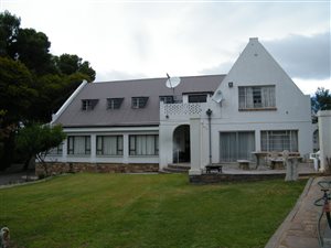 6588 ha Farm in Victoria West
