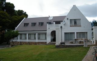 6588 ha Farm in Victoria West