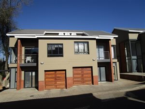 2 Bed Townhouse in Lynnwood Manor