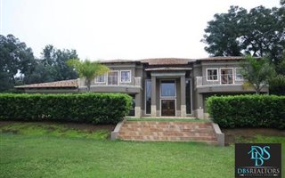5 Bedroom House in Bryanston