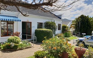 2 Bedroom House in Denver Park