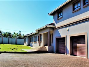 4 Bed House in Port Edward
