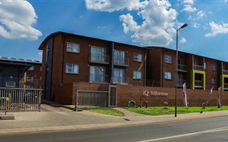 2 Bedroom Apartment in Montana Park