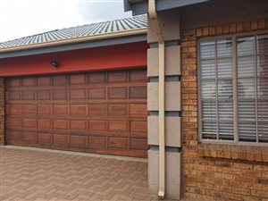 3 Bed Duet in Aerorand