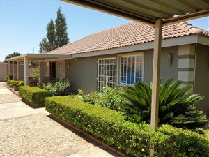 5 Bed House in Mafikeng