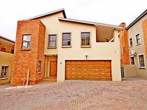 3 Bedroom Townhouse in Alberante