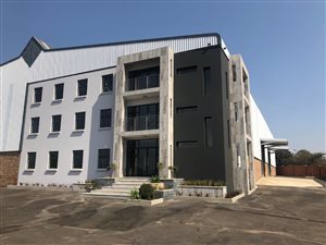 2957 m² Industrial space in Chloorkop