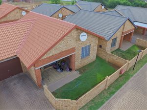 2 Bedroom Townhouse in Riversdale