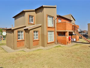 3 Bed Townhouse in Honeydew
